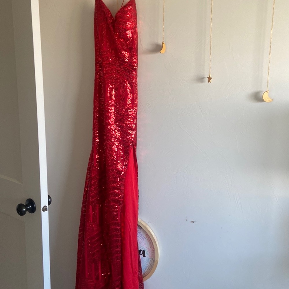 Brand new Berlinova red prom dress. Size US 14